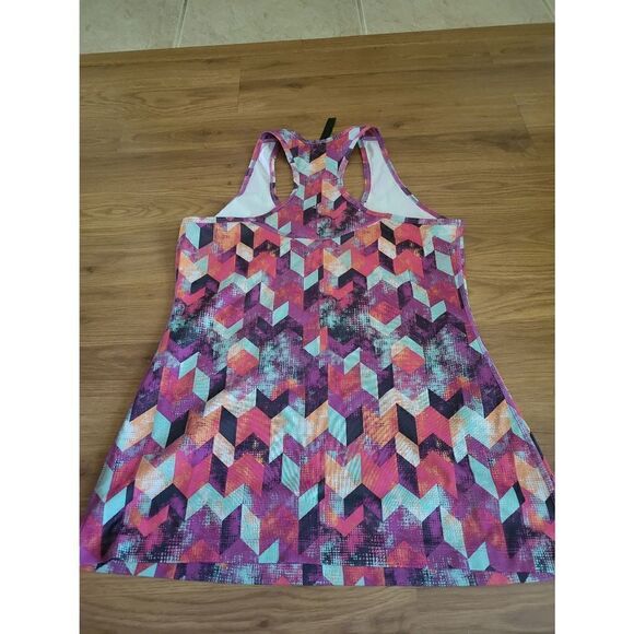 Lukka Workout Tank - Picture 2 of 5